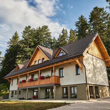 山林小屋 Podlesok